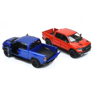 Leksaksbil Dodge Ram 2019